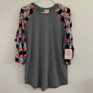 XL LuLaRoe Randy geometric patterned baseball tee